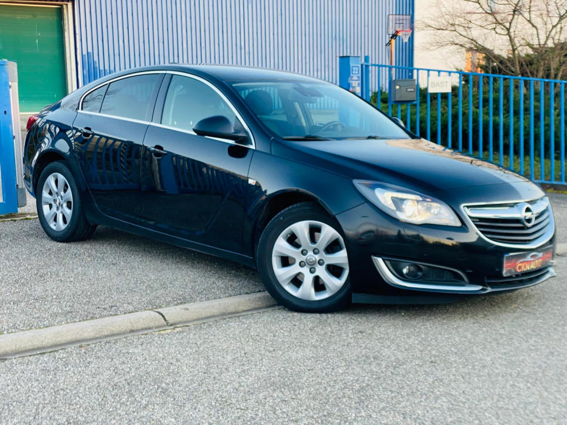 OPEL INSIGNIA
