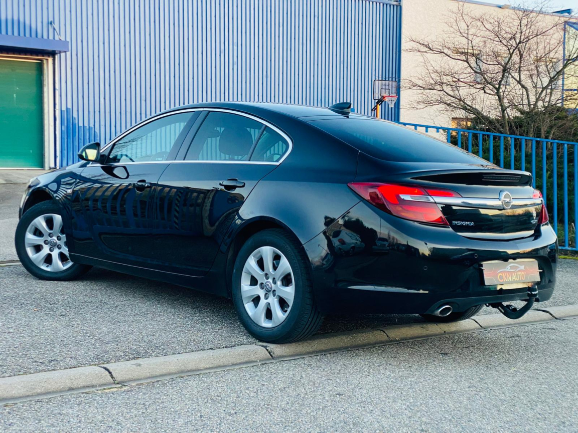 OPEL INSIGNIA - vue 1