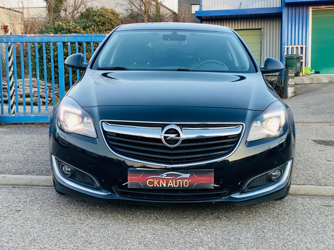OPEL INSIGNIA - vue 1