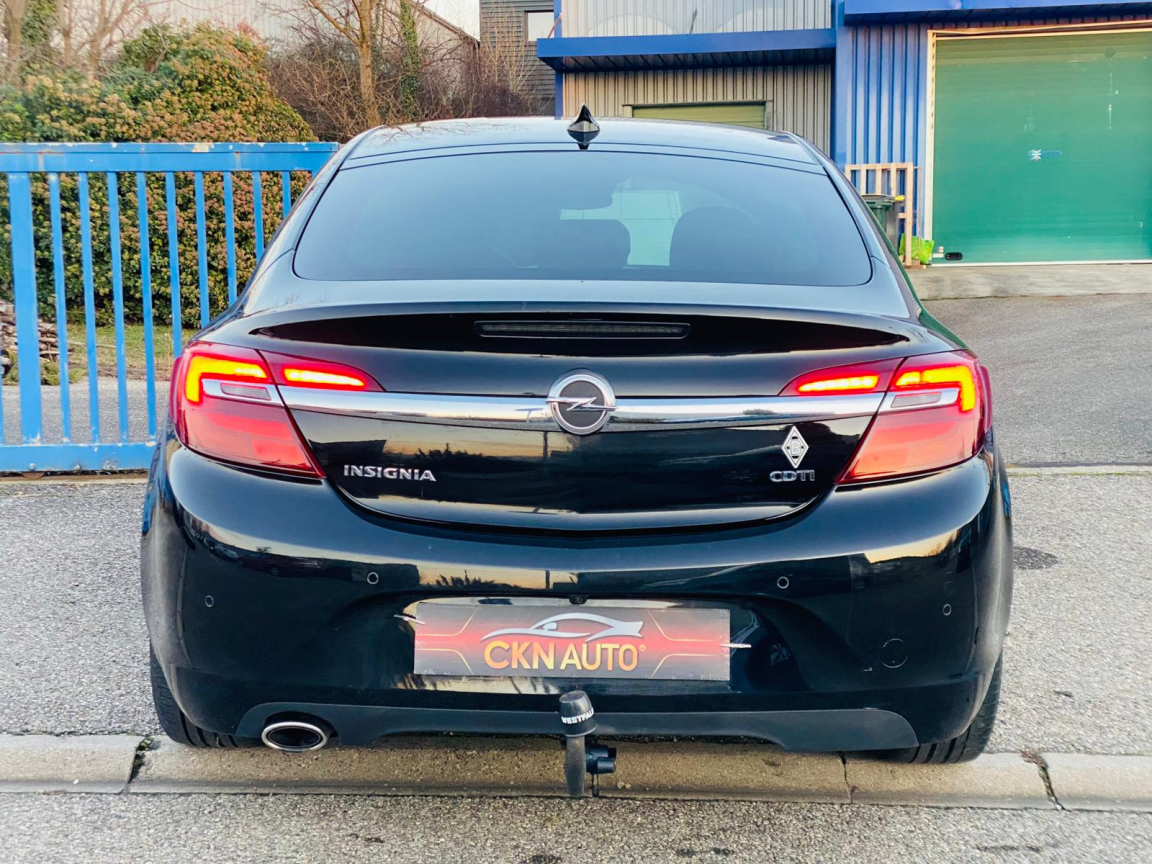 OPEL INSIGNIA - vue 1