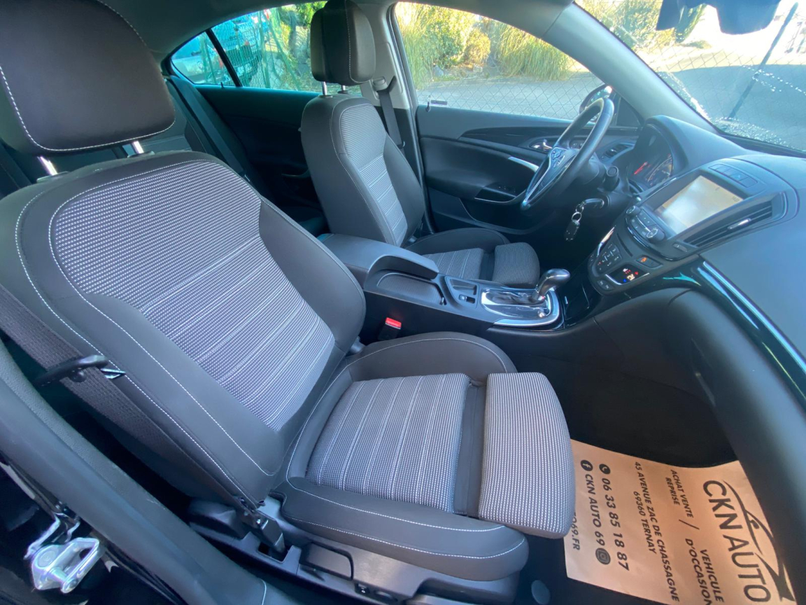 OPEL INSIGNIA - vue 1