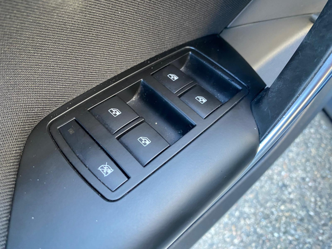 OPEL INSIGNIA - vue 1