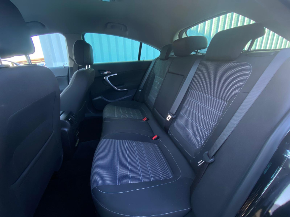 OPEL INSIGNIA - vue 1