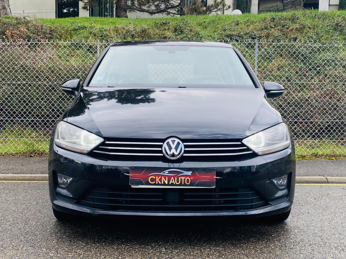 VOLKSWAGEN GOLF - vue 1