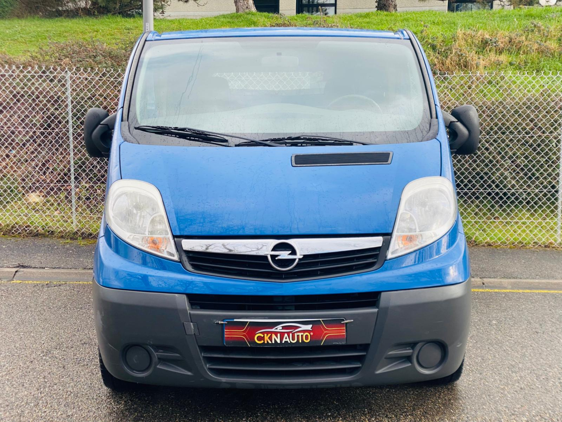 OPEL VIVARO  - vue 1