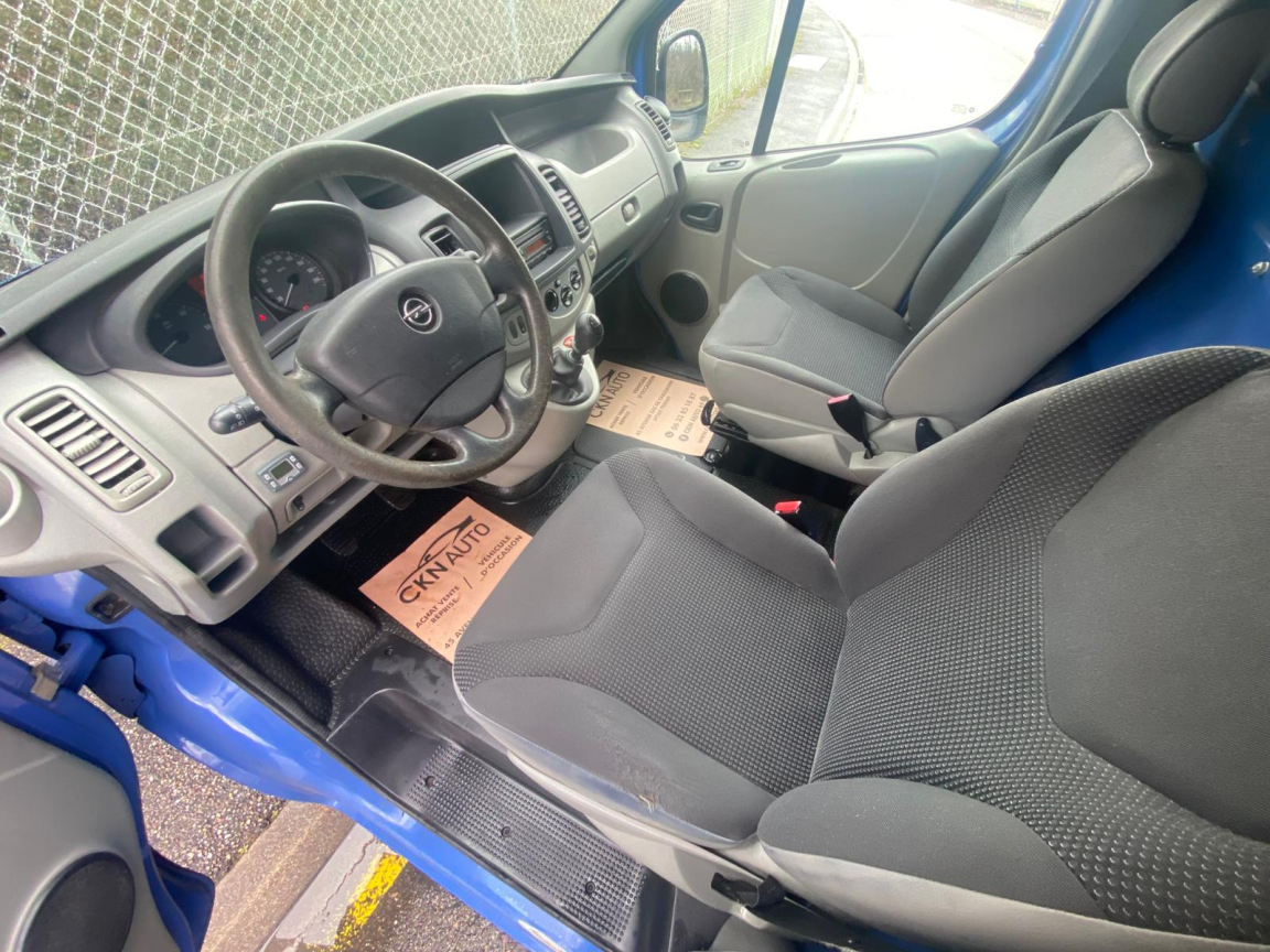 OPEL VIVARO  - vue 1