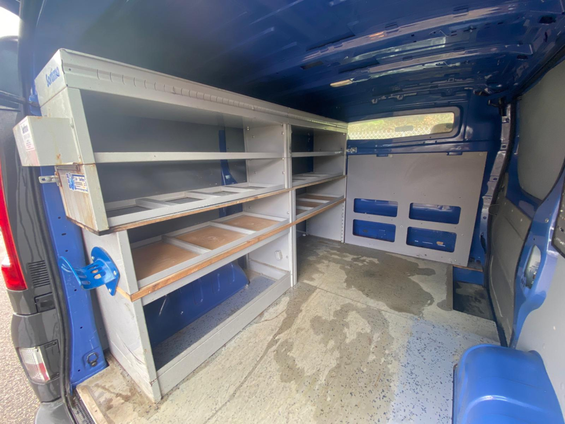 OPEL VIVARO  - vue 1