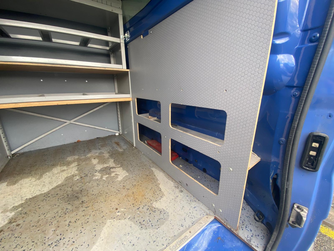 OPEL VIVARO  - vue 1