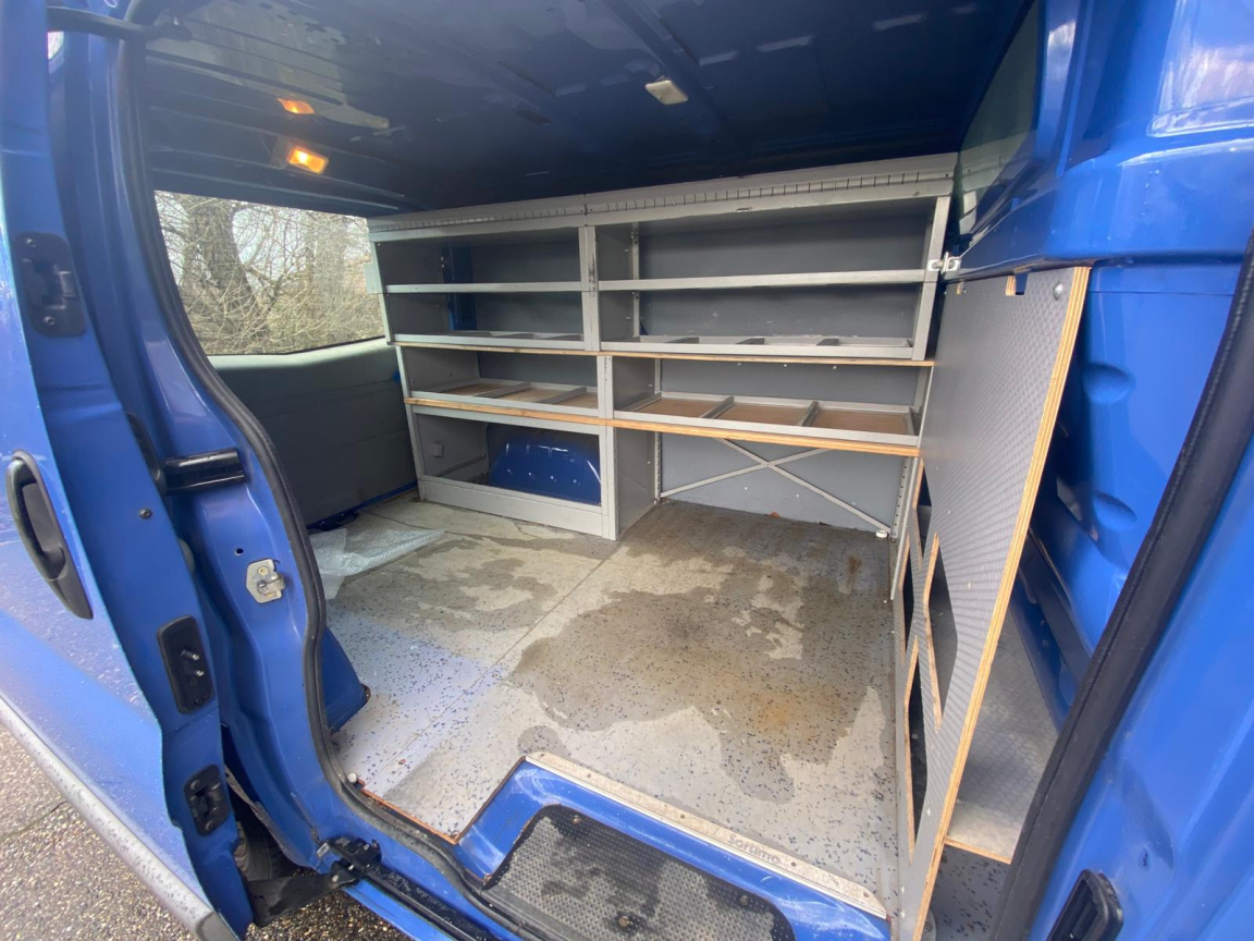 OPEL VIVARO  - vue 1