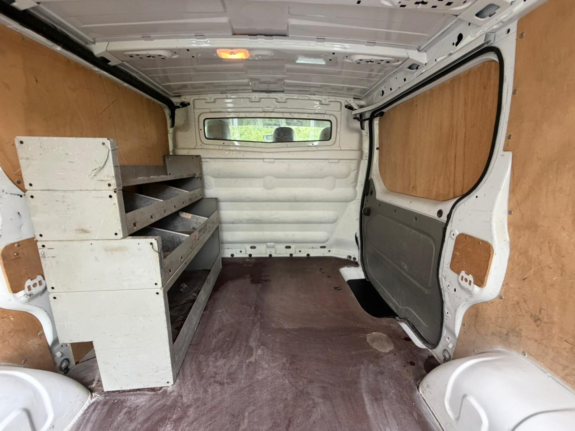 OPEL VIVARO - vue 1