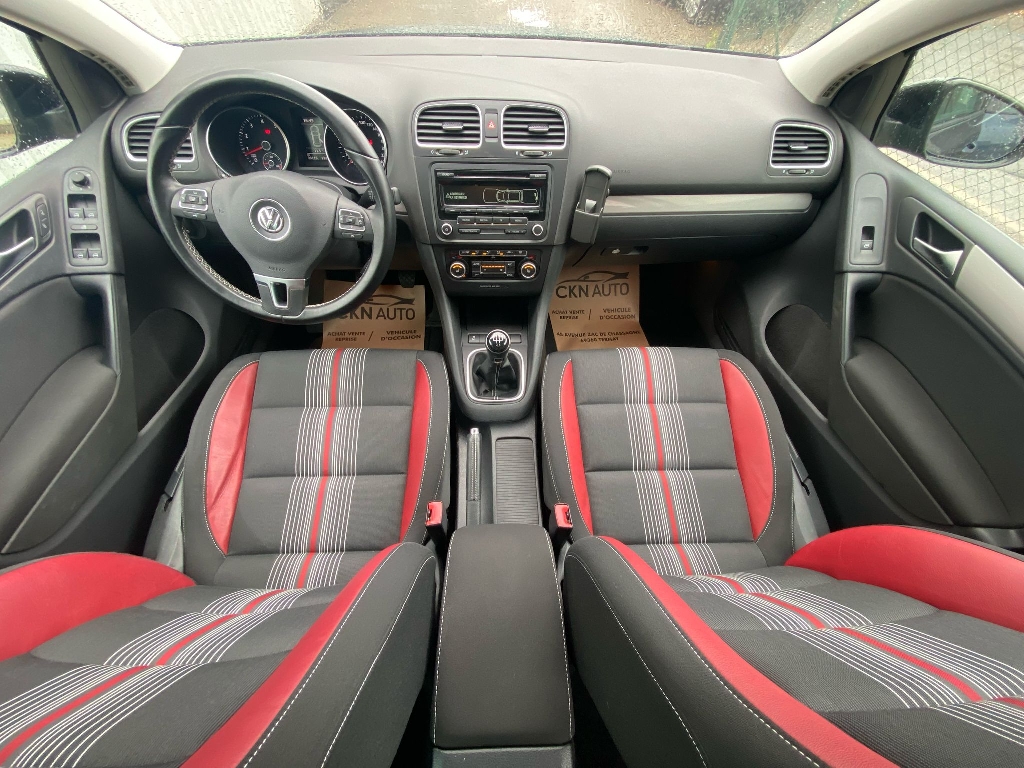 VOLKSWAGEN GOLF - vue 1