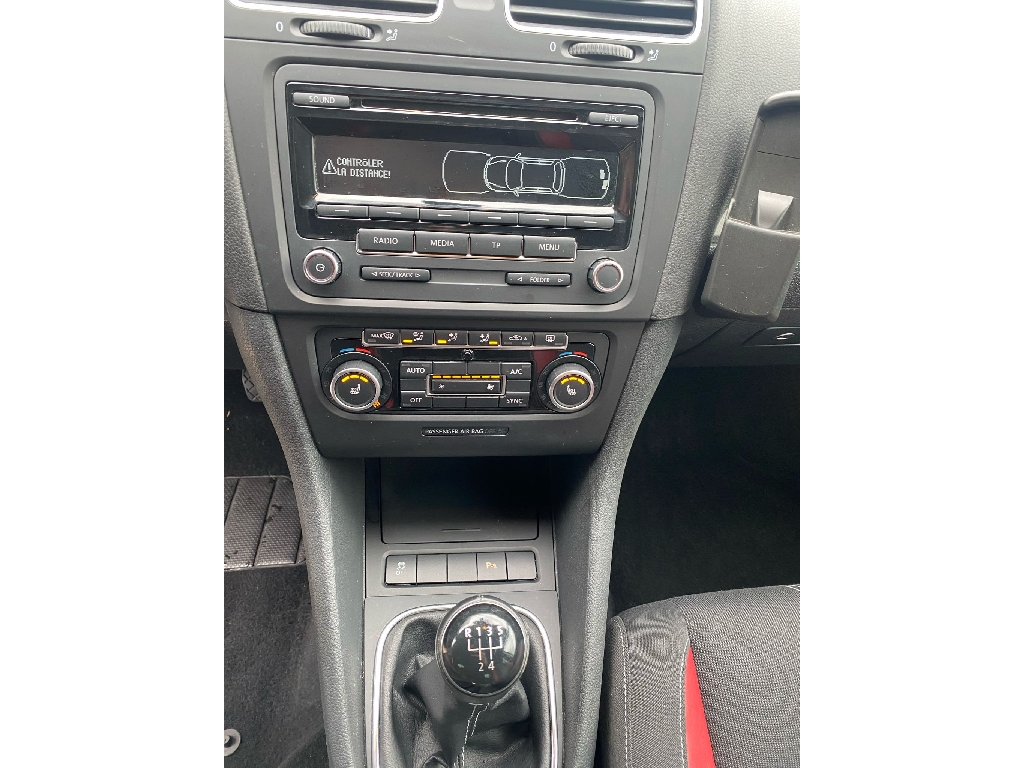 VOLKSWAGEN GOLF - vue 1