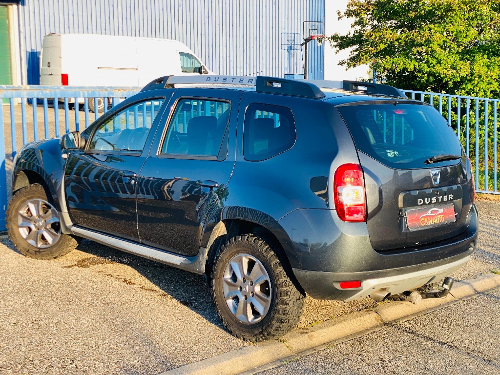 DACIA DUSTER - vue 1