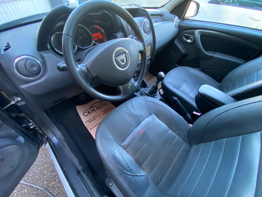 DACIA DUSTER - vue 1