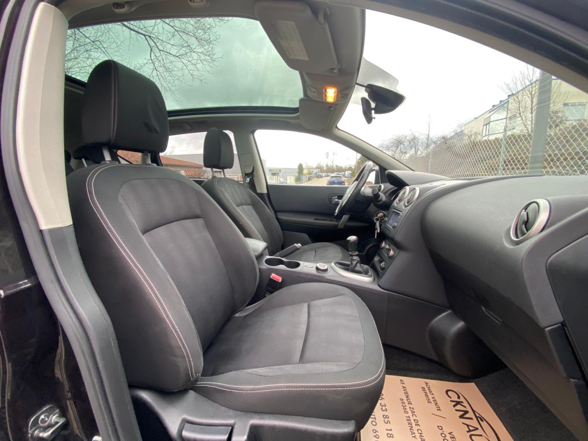 NISSAN QASHQAI - vue 1