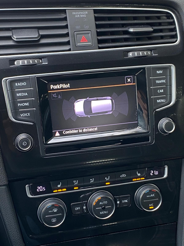 VOLKSWAGEN GOLF - vue 1