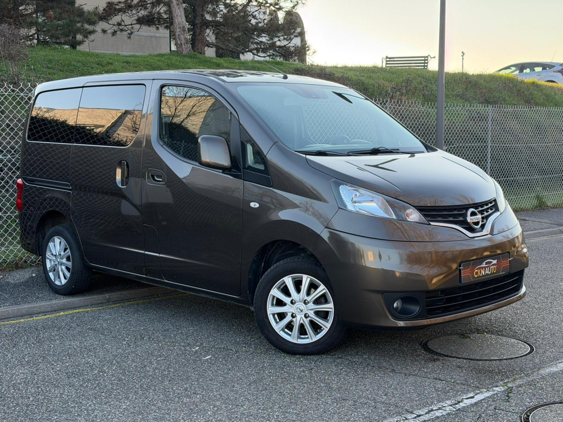 NISSAN NV200 COMBI