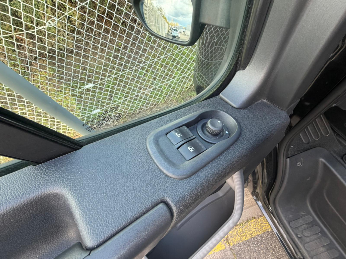 RENAULT MASTER - vue 1