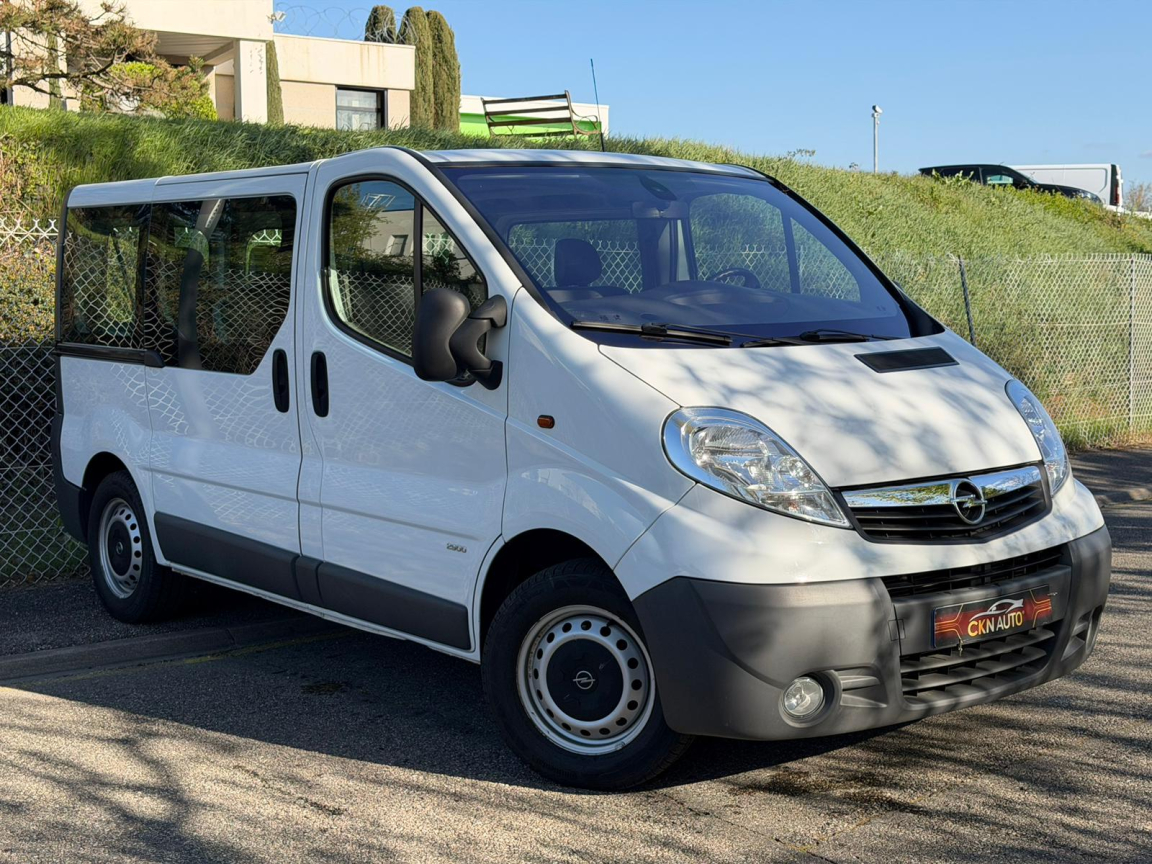 OPEL VIVARO
