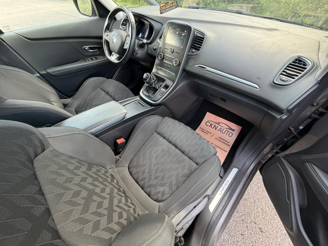 RENAULT SCENIC  - vue 1