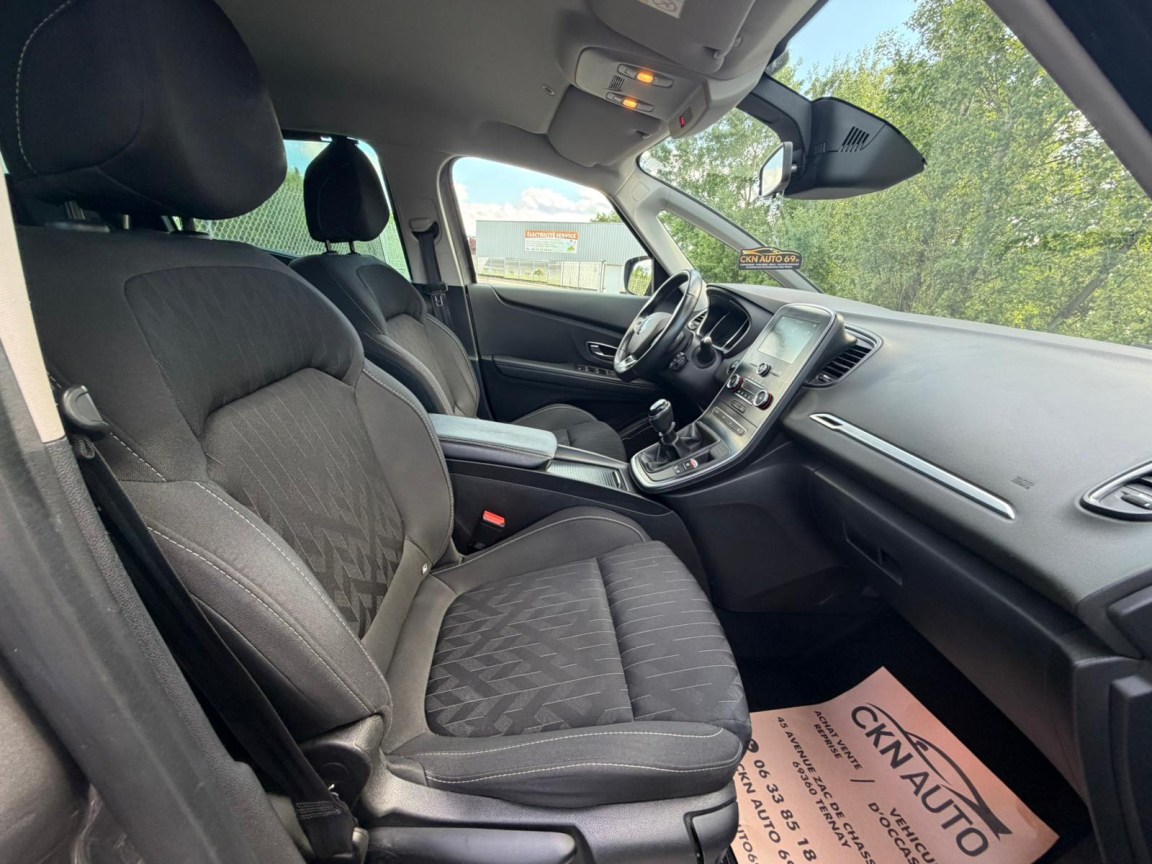 RENAULT SCENIC  - vue 1