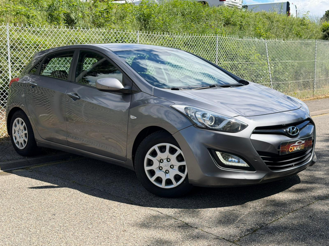 HYUNDAI I30