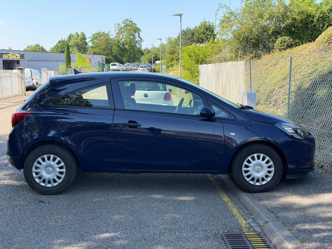 OPEL CORSA - vue 1