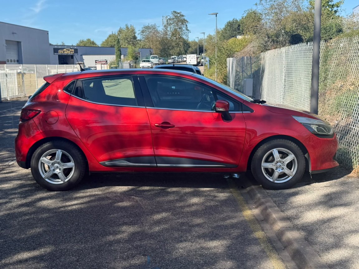 RENAULT CLIO IV - vue 1
